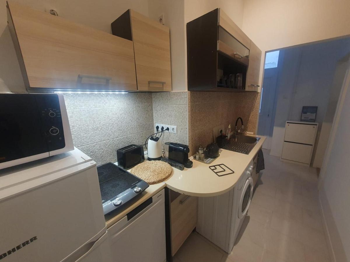 Petofi Apartment With Air Condition Budapest Kültér fotó